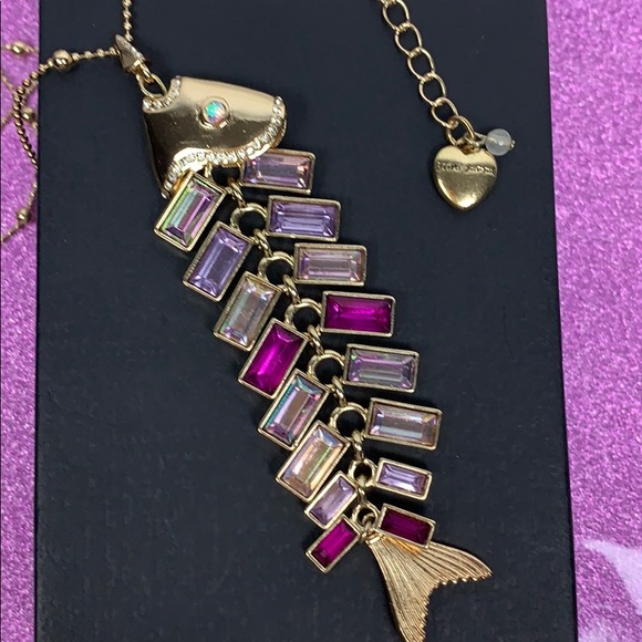 Betsey Johnson CATCH of the DAY! - Picture 2 of 5